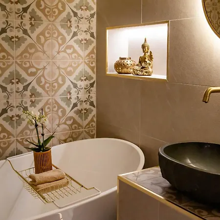 Edens Nest Stylish Centre Retreat With Views * York